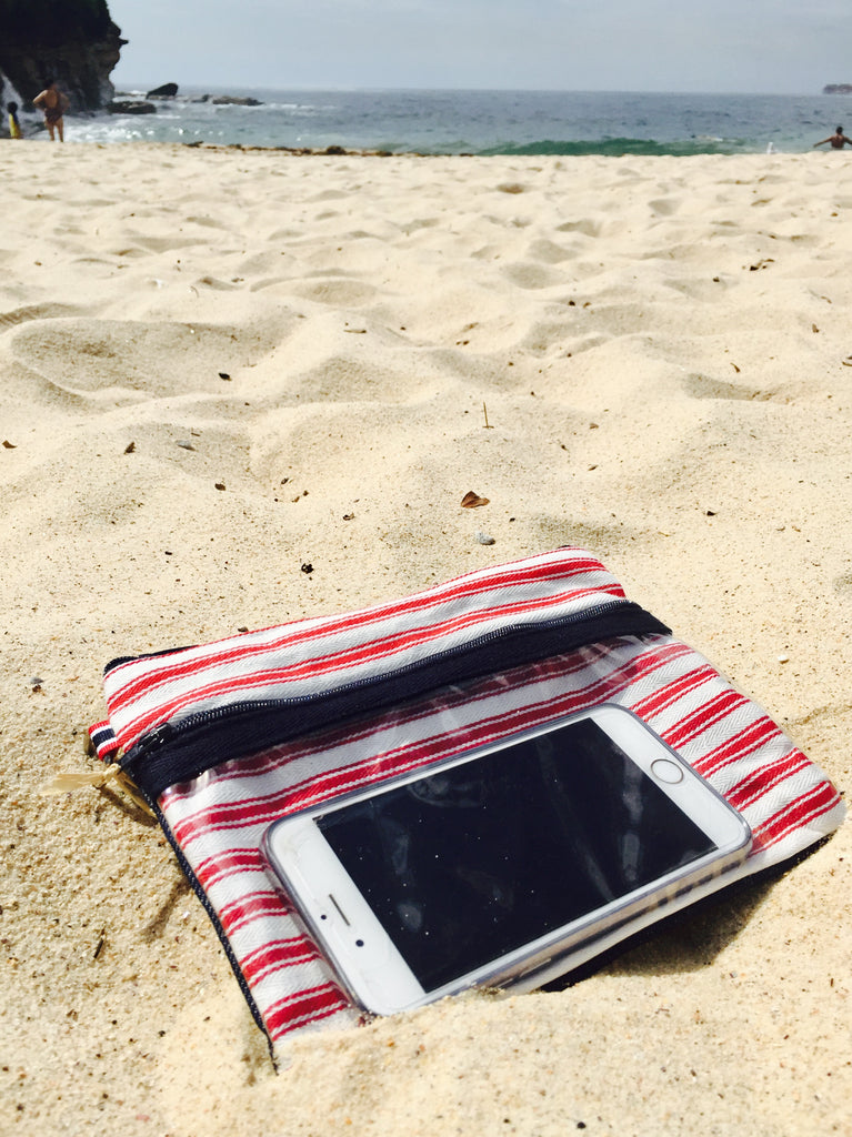 Phone Pockets Guethary - A French Summer